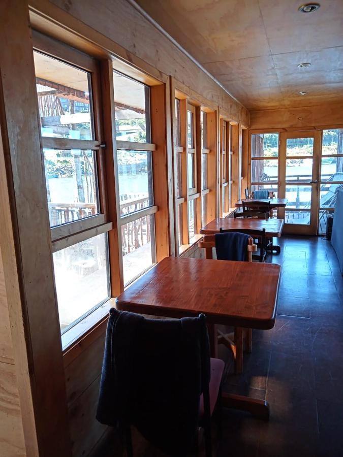 Hostal Palafito Waiwen Castro Zewnętrze zdjęcie